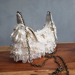 MARY FRANCES WHITE VINTAGE PEARL, CRYSTAL, BEADED, PURSE, H5" X W8" X D2"